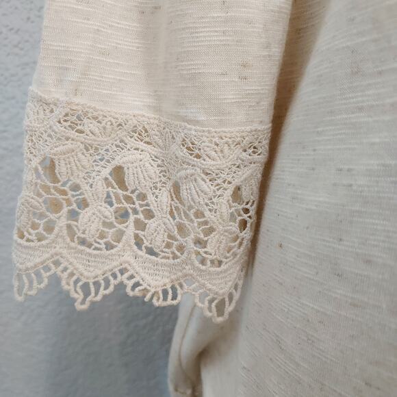 Max Studio Cream Blouse w/Lace Trim Size M - Picture 12 of 14